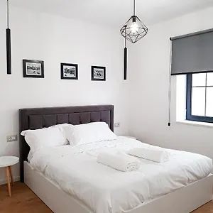 - Premium Apartment