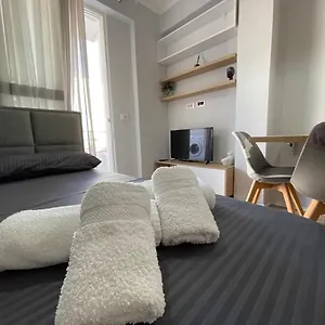 Sunshine Apartment